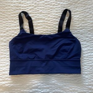 🍋LULULEMON SPORTS BRA SIZE 6